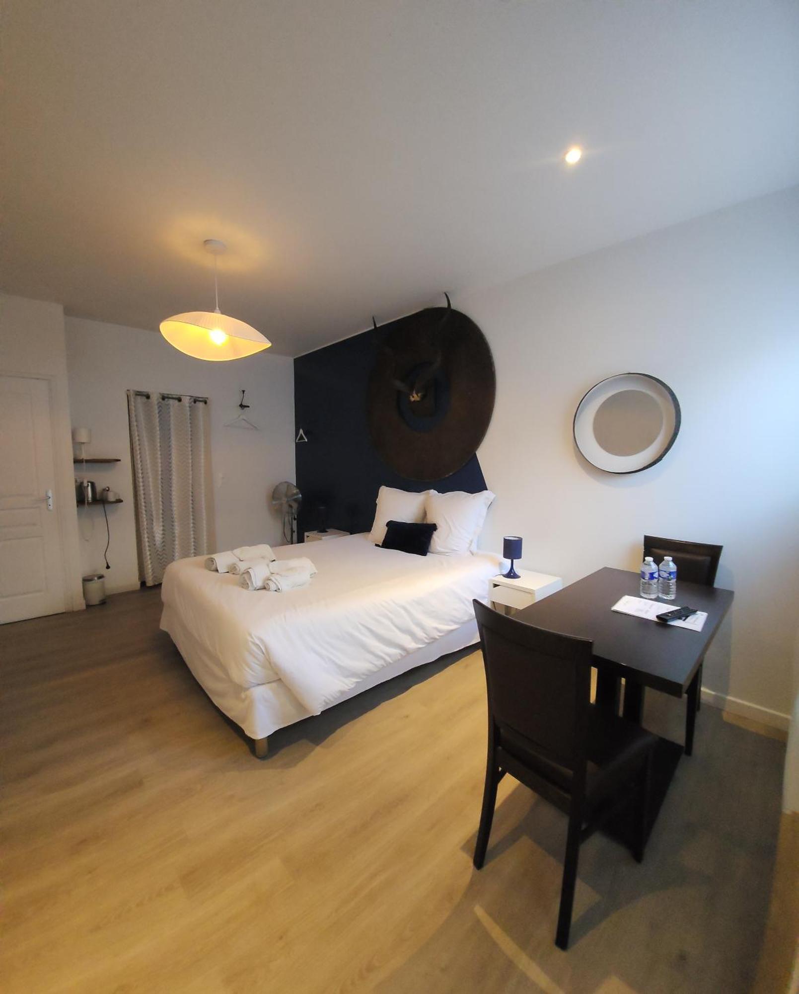Chambres Privees Hyper-Centre Epernay Lit 160X200Cm Eksteriør billede