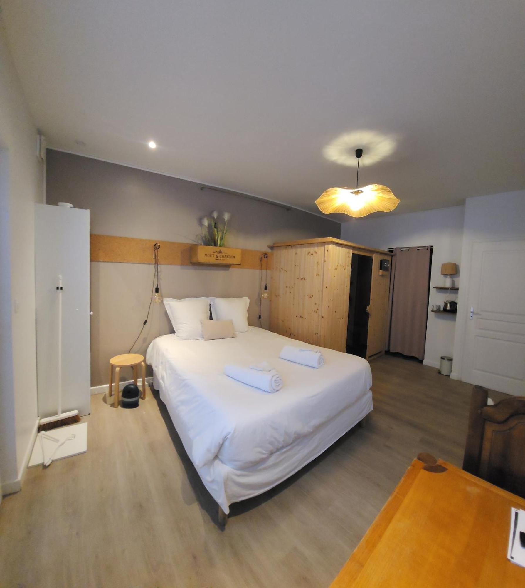 Chambres Privees Hyper-Centre Epernay Lit 160X200Cm Eksteriør billede